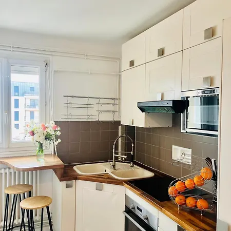 Dans Un En Collocation La Rochelle (Charente-Maritime)